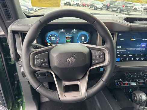 New 2025 Ford Bronco Outer Banks w/ Sasquatch Package AWD/4WD image 16