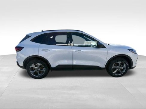 Used 2025 Ford Escape ST-Line AWD/4WD image 16