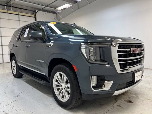 Used 2021 GMC Yukon SLT w/ SLT Luxury Package AWD/4WD image 8