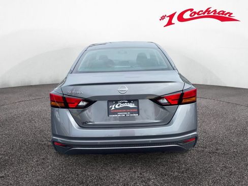 Used 2024 Nissan Altima 2.5 S FWD image 15