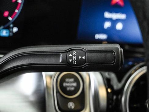 New 2026 Mercedes-Benz GLB 250 4MATIC image 12