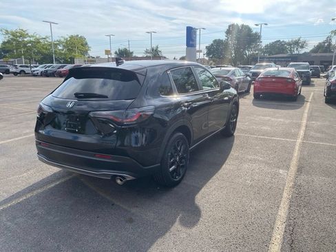 Used 2024 Honda HR-V Sport image 9