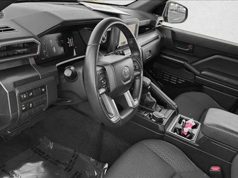 Used 2025 Toyota 4Runner SR5 AWD/4WD image 11