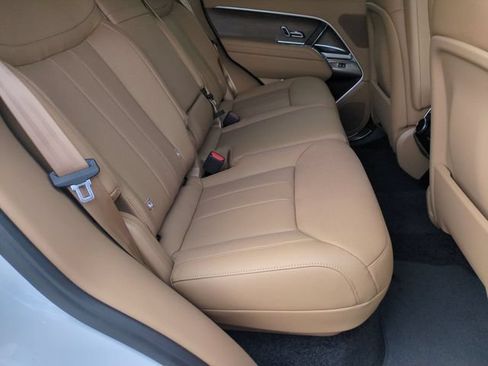 New 2026 Land Rover Range Rover SE AWD/4WD image 17