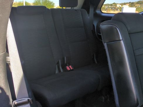 Used 2019 Dodge Durango SXT image 29