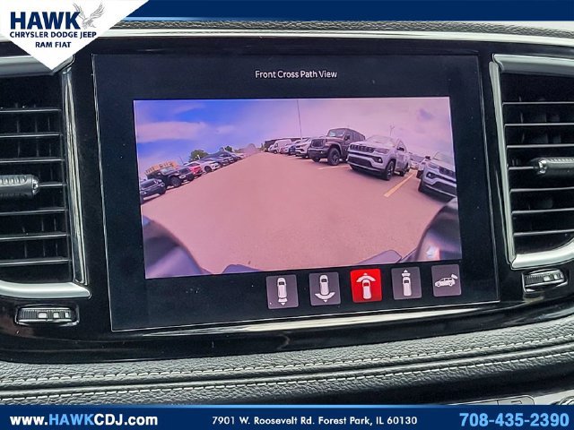 Certified 2024 Chrysler Pacifica Premium FWD image 21