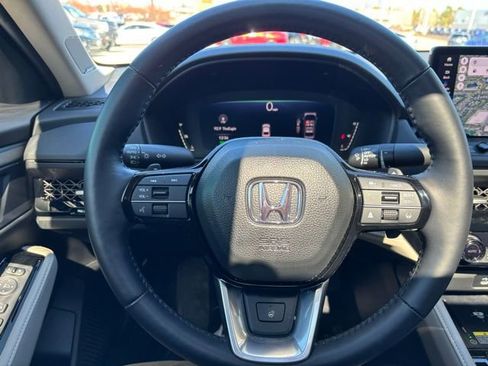 Used 2025 Honda Accord Touring image 14