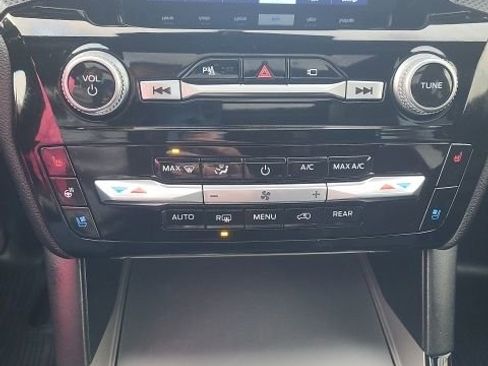 Used 2022 Ford Explorer ST w/ ST Street Pack image 14