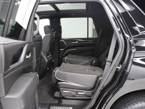 Certified 2024 Cadillac Escalade Sport w/ LPO, ONYX Package image 53