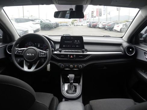 Used 2022 Kia Forte LXS FWD image 20