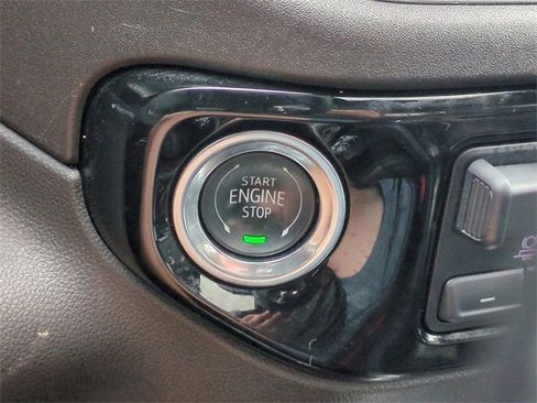 Used 2025 Chevrolet Silverado 1500 High Country w/ Midnight Edition image 28