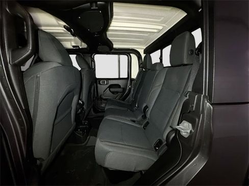 New 2026 Jeep Gladiator Sport image 15