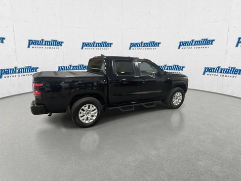 Used 2023 Nissan Frontier SV w/ Technology Package AWD/4WD image 12