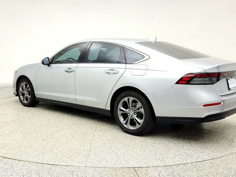 Used 2024 Honda Accord EX image 7