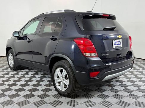 Used 2022 Chevrolet Trax LT w/ Driver Confidence Package image 5