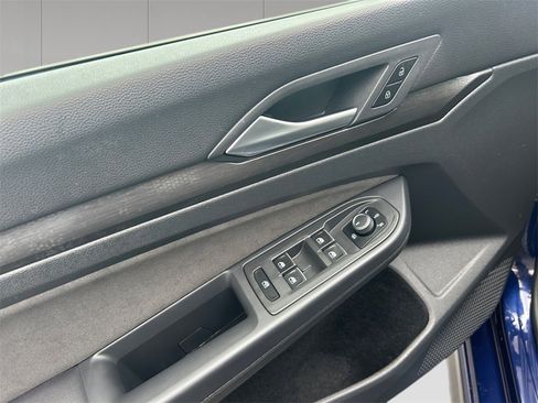 Used 2023 Volkswagen GTI SE image 11