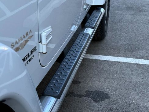 Used 2013 Jeep Wrangler Unlimited Sahara w/ Mopar Chrome Edition Group image 18