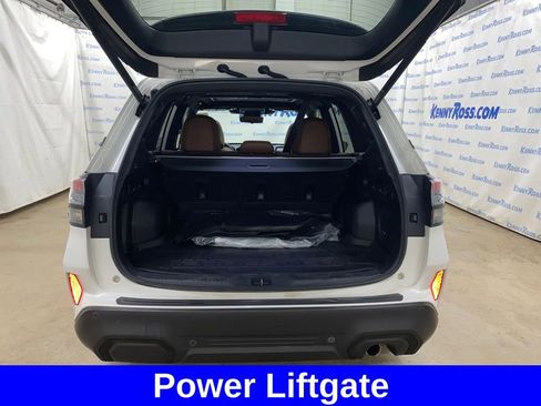 Certified 2025 Subaru Forester Touring AWD/4WD image 13