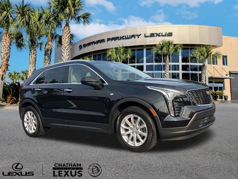 Used 2019 Cadillac XT4 Luxury FWD image 1