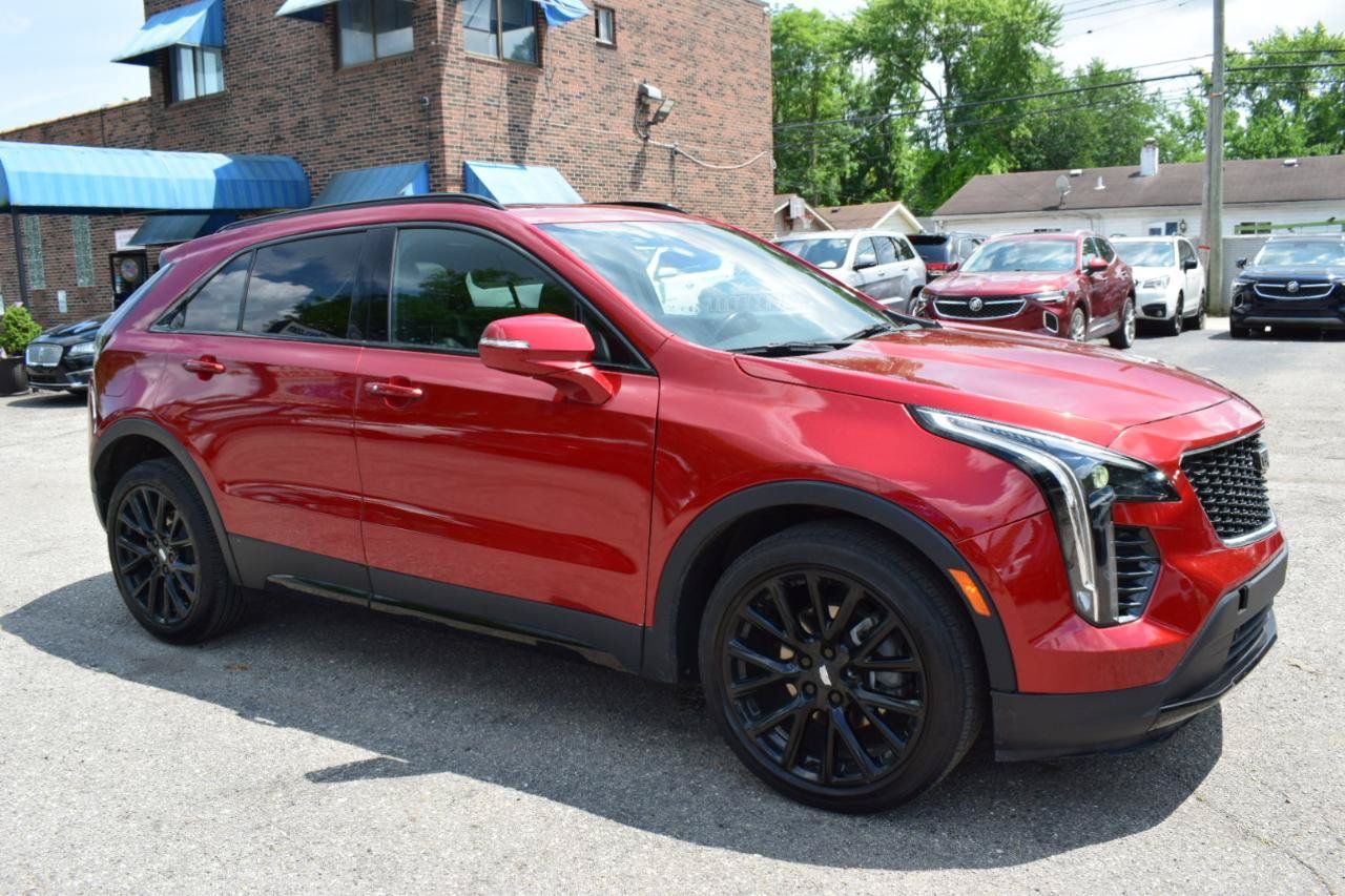 Used 2023 Cadillac XT4 Sport w/ LPO, Onyx Lite Package AWD/4WD image 4