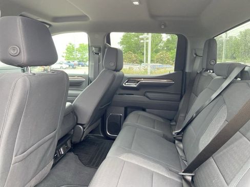 Used 2026 Chevrolet Silverado 1500 RST AWD/4WD image 18