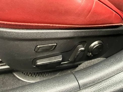 Used 2019 Kia Stinger GT2 AWD/4WD image 6