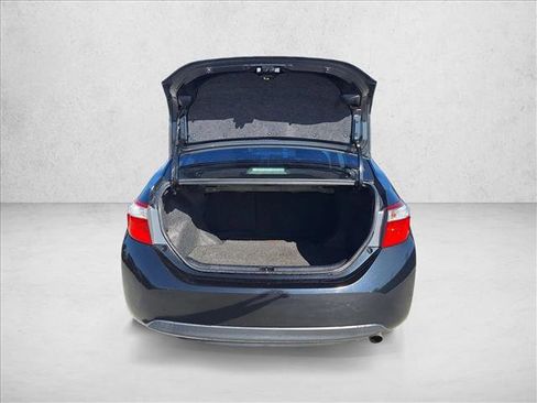 Used 2016 Toyota Corolla LE image 17