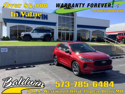Used 2024 Ford Escape ST-Line w/ Tech Pack #1 AWD/4WD image 1