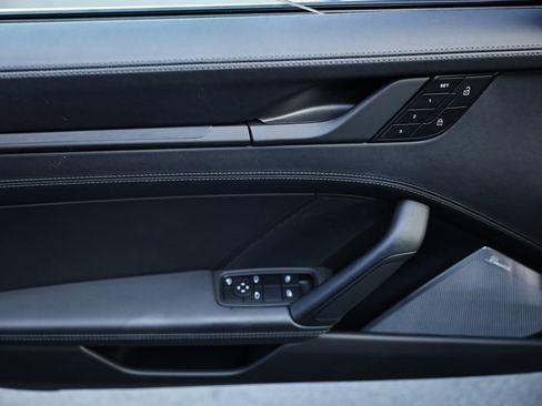 Certified 2025 Porsche 911 Carrera GTS image 21