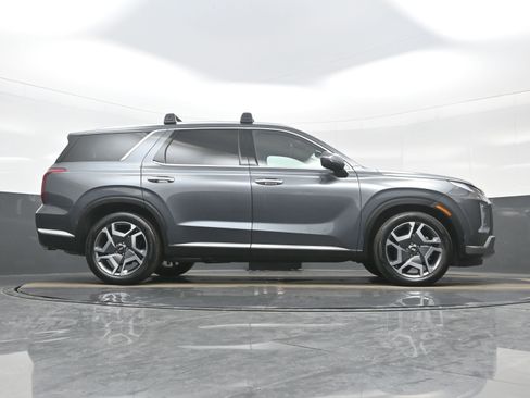 Used 2023 Hyundai Palisade Limited image 33