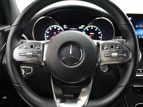 Used 2022 Mercedes-Benz GLC 300 4MATIC image 32