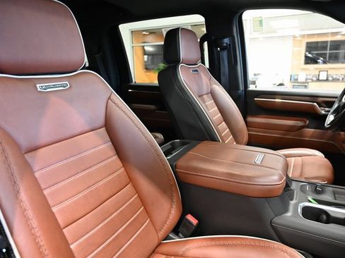 Used 2024 GMC Sierra 3500 Denali Ultimate image 15