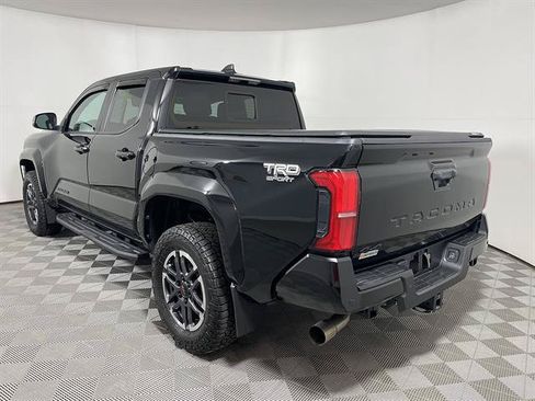 Certified 2024 Toyota Tacoma TRD Sport w/ TRD Sport Upgrade Package AWD/4WD image 5