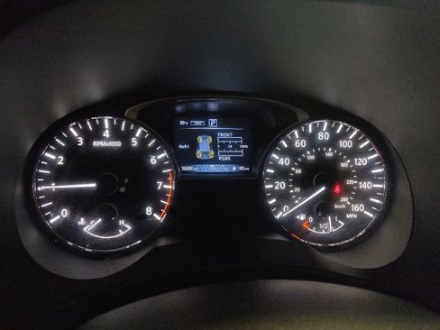 Used 2020 Nissan Pathfinder SL AWD/4WD image 23