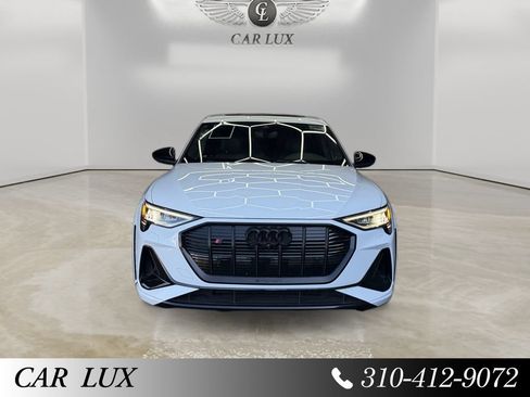 Used 2023 Audi e-tron S Premium Plus w/ Black Optic Package AWD/4WD image 8