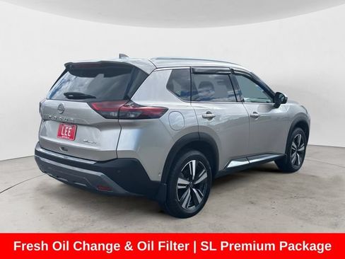 Used 2023 Nissan Rogue SL w/ SL Premium Package AWD/4WD image 3