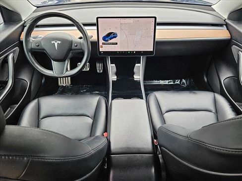 Used 2018 Tesla Model 3 Long Range AWD/4WD image 18