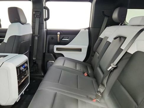 Used 2024 GMC Hummer EV 3X w/ Omega Edition image 28