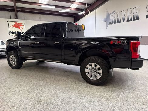 Used 2019 Ford F250 Platinum w/ Platinum Ultimate Package AWD/4WD image 4