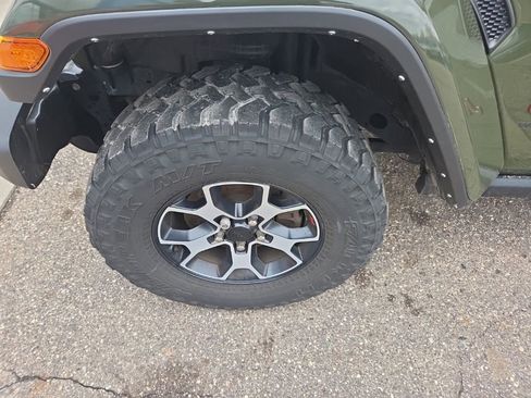 Used 2021 Jeep Wrangler Unlimited Rubicon w/ Uconnect 4C Nav & Sound Group image 13