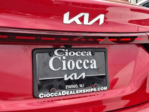 Used 2024 Kia Forte LXS w/ LXS Technology Package FWD image 31