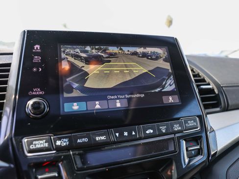 Certified 2024 Honda Odyssey EX-L image 18