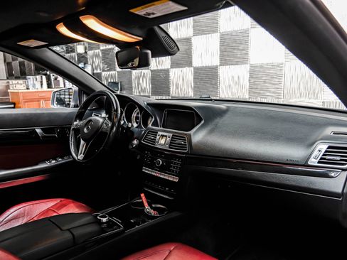 Used 2017 Mercedes-Benz E 550 Cabriolet image 16