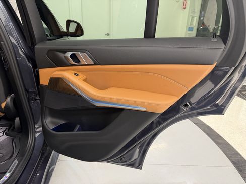 Used 2022 BMW X5 xDrive45e w/ M Sport Package image 60