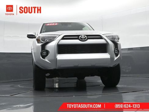 Used 2024 Toyota 4Runner SR5 image 58