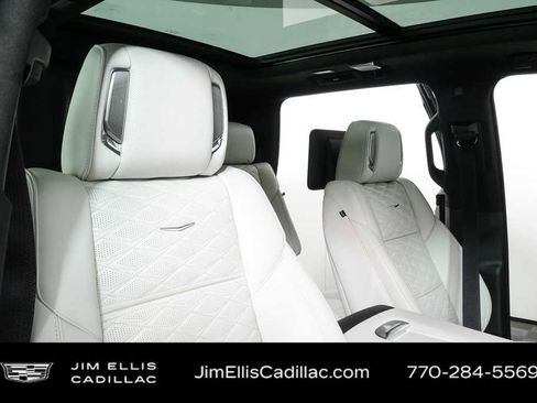 New 2026 Cadillac Escalade Platinum Sport w/ LPO, ONYX Package AWD/4WD image 24