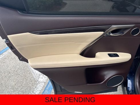Used 2018 Lexus RX 350L Luxury w/ Accessory Package FWD image 16