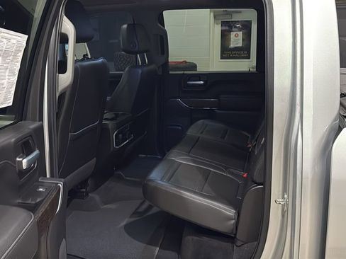 Used 2020 GMC Sierra 3500 Denali w/ Denali Ultimate Package AWD/4WD image 17