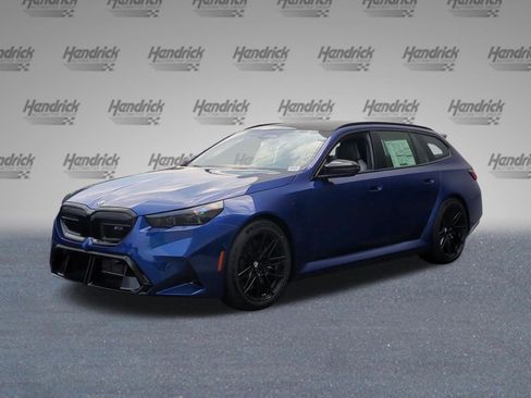 New 2027 BMW M5 Touring AWD/4WD image 5