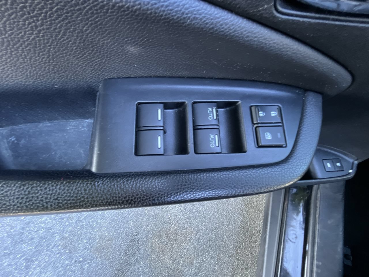Used 2021 Honda Pilot EX-L image 4